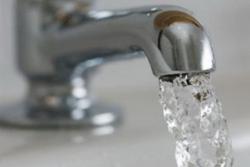 вода